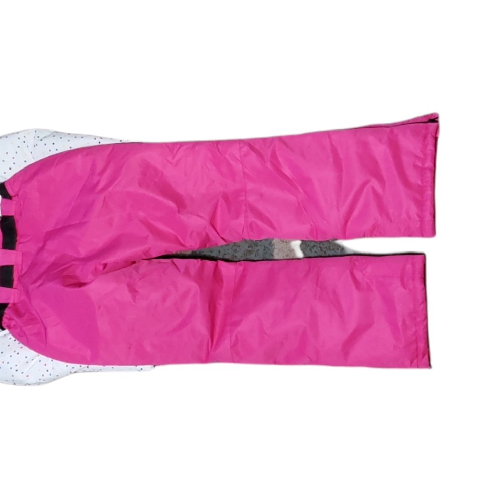 Mutu Snow Suit.
